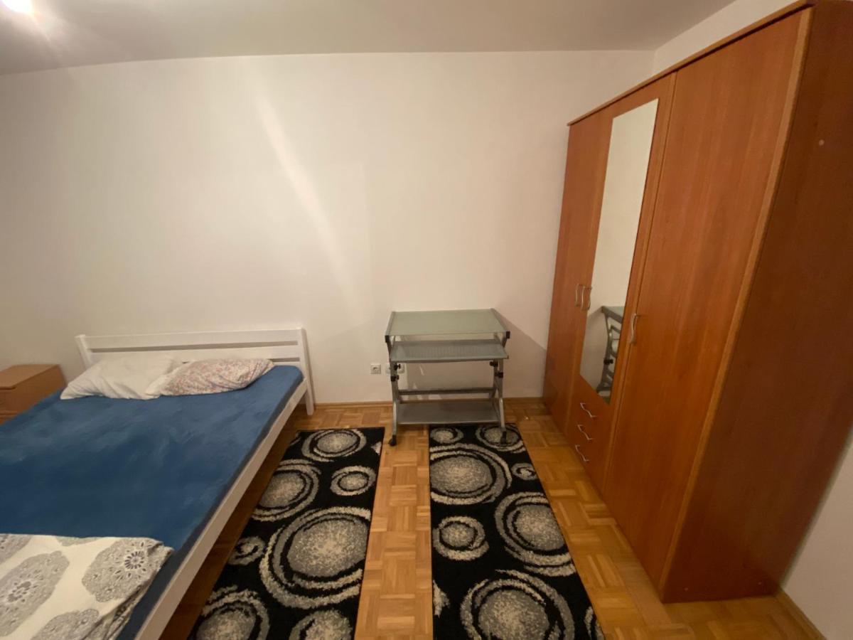 PEGA Home & Rooms - Housity