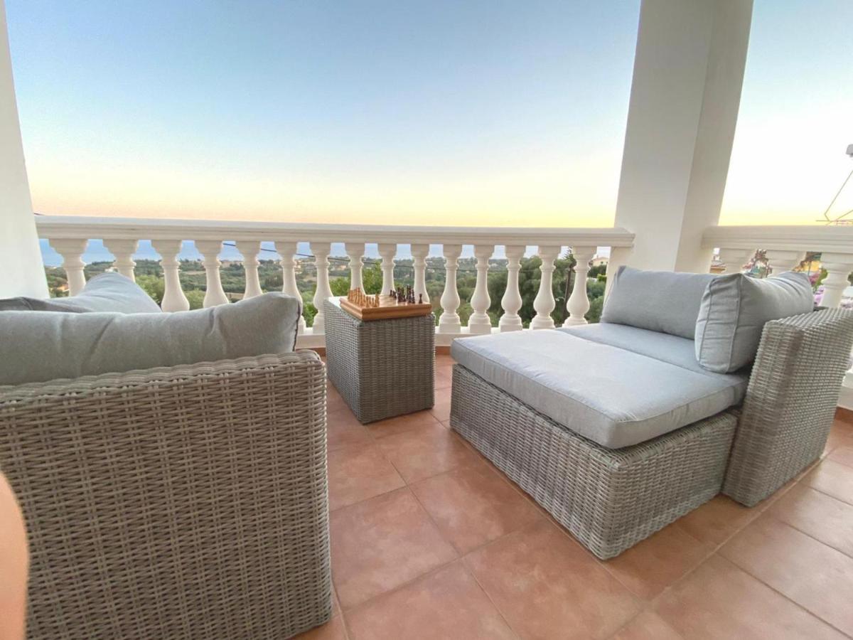 Villa Kourkoumelata in Kefalonia - Housity