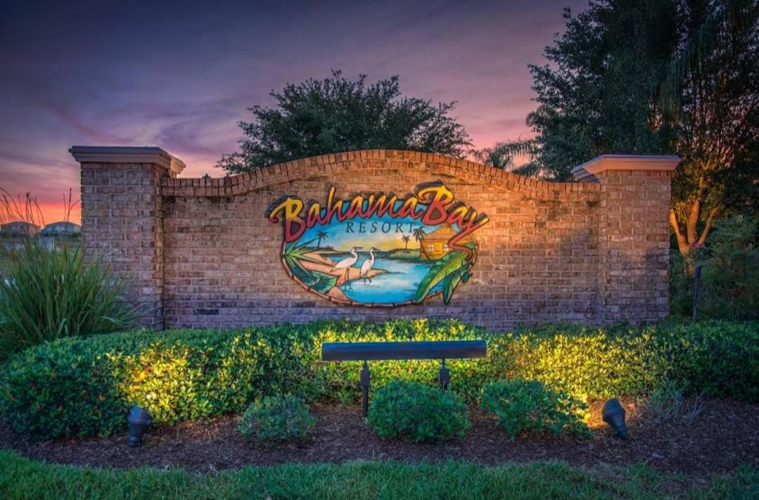 Suitetrails - Bahama Bay Resort & Spa - Luxury Condo Apartments