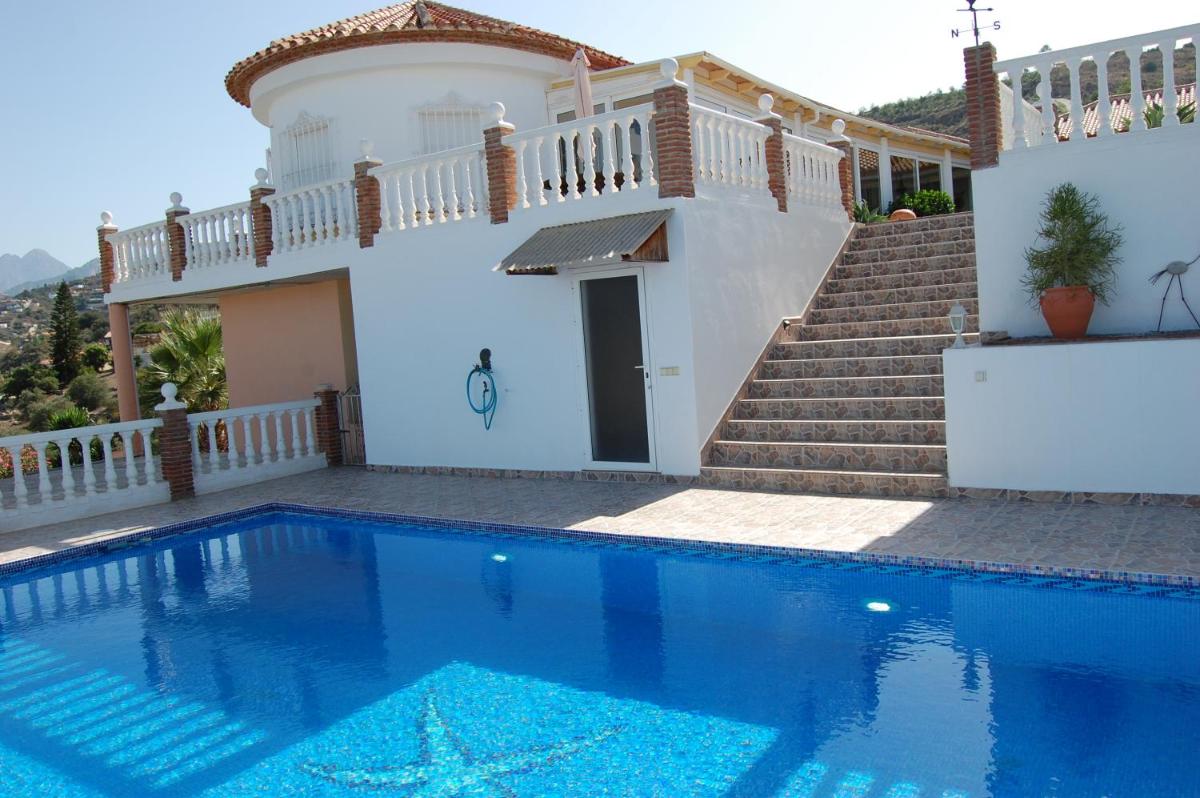 Der Thron von Torrox - Villa Sorpresa - Housity