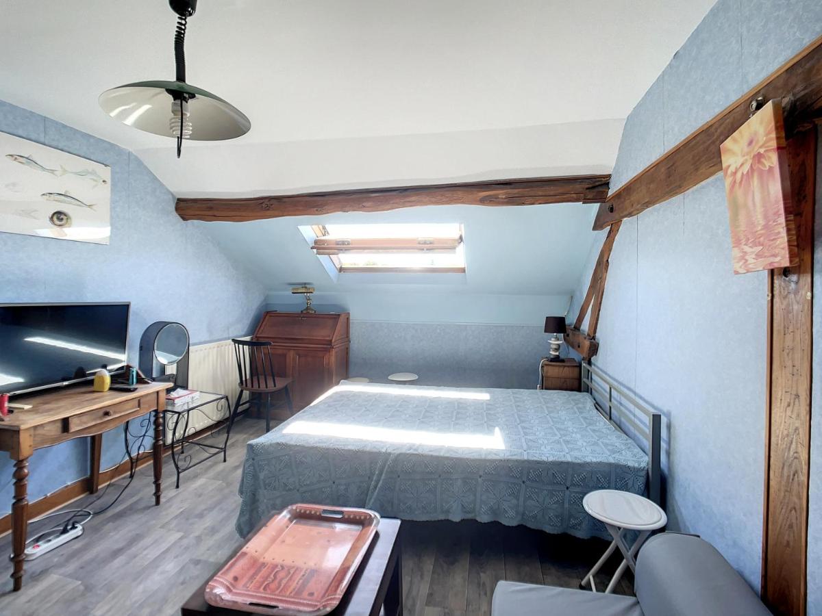 Belle chambre meublée à la campagne - Housity