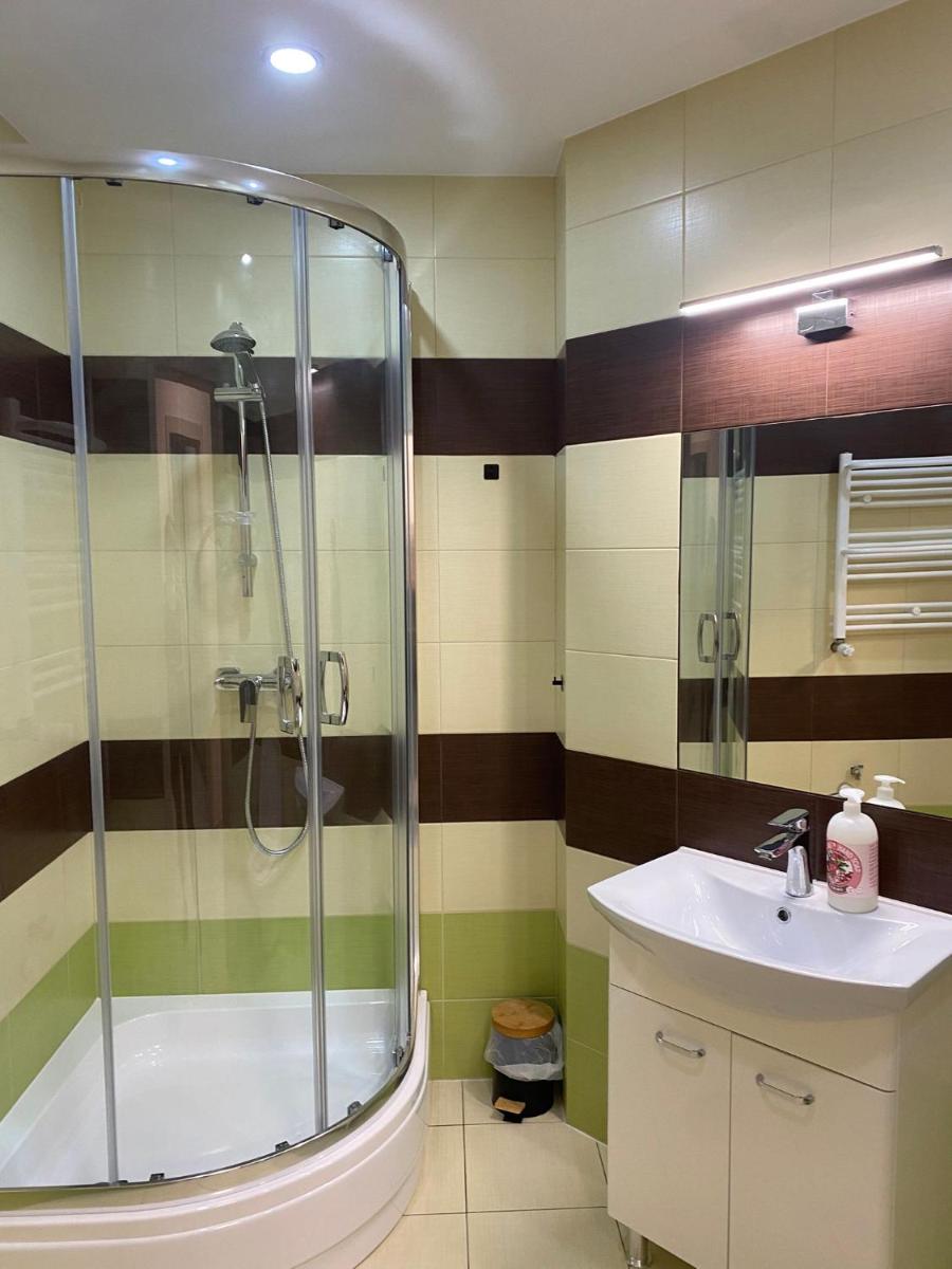 Solanki Central Apart - Housity