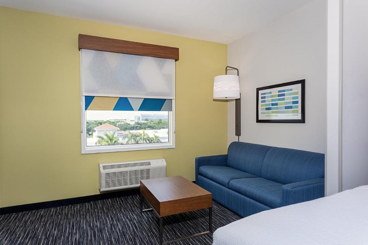 Holiday Inn Express & Suites - Miramar, an IHG Hotel - Housity