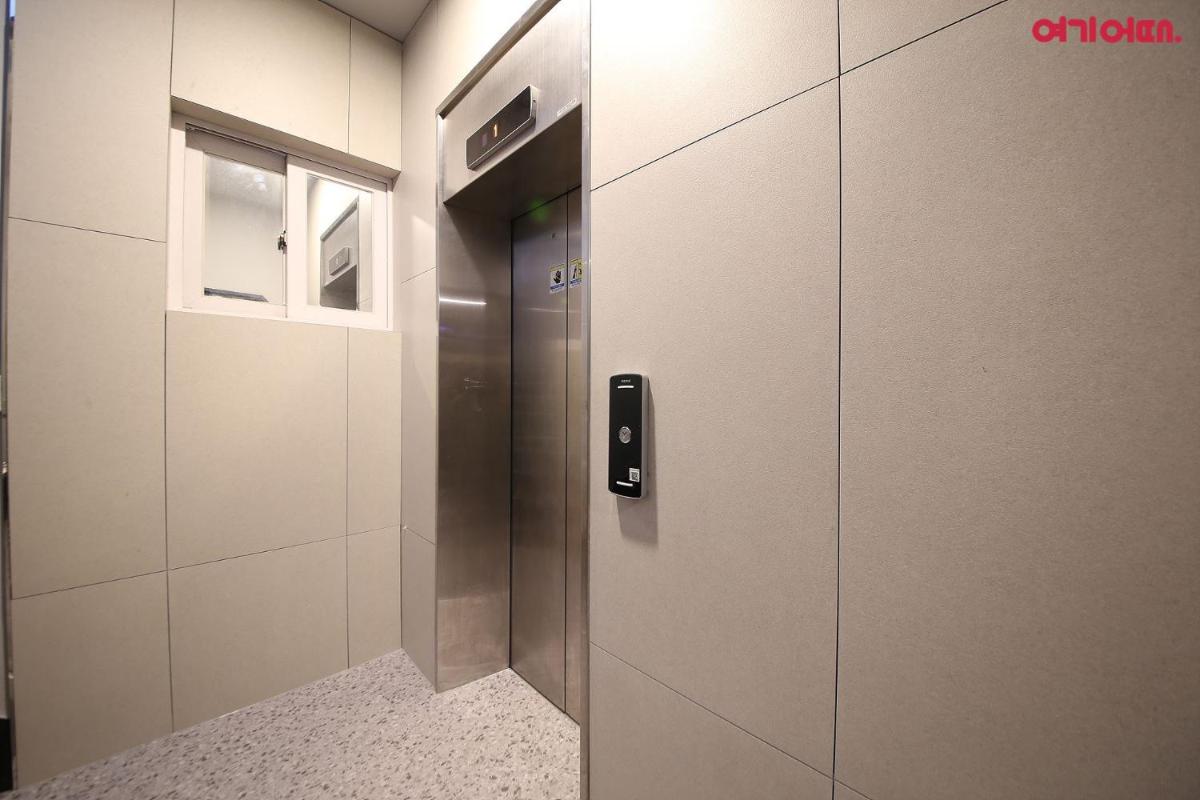 Number 25 Hotel - Housity