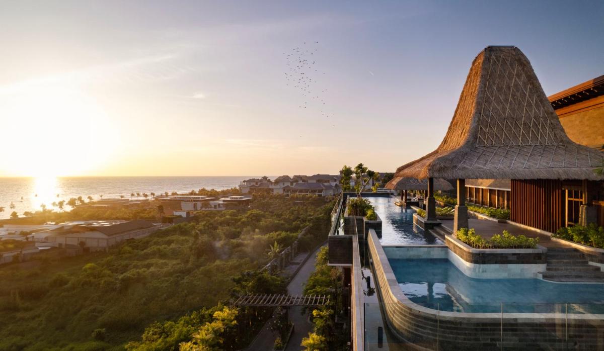 Holiday Inn Resort Bali Canggu by IHG - Housity