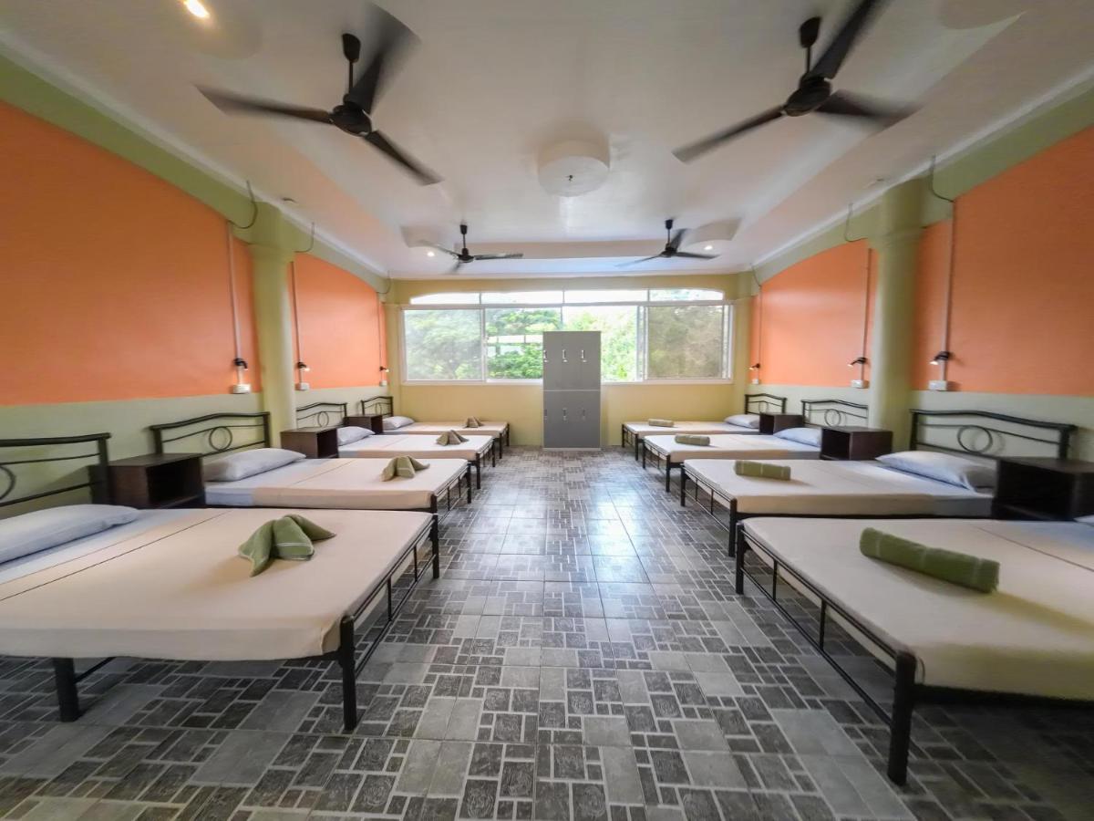 Sunrise Guesthouse and Inn, Panglao - Housity