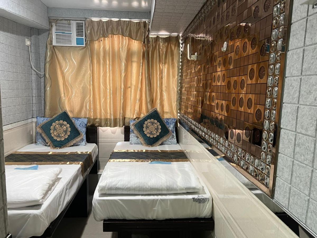 Temple Street Hotel - Housity