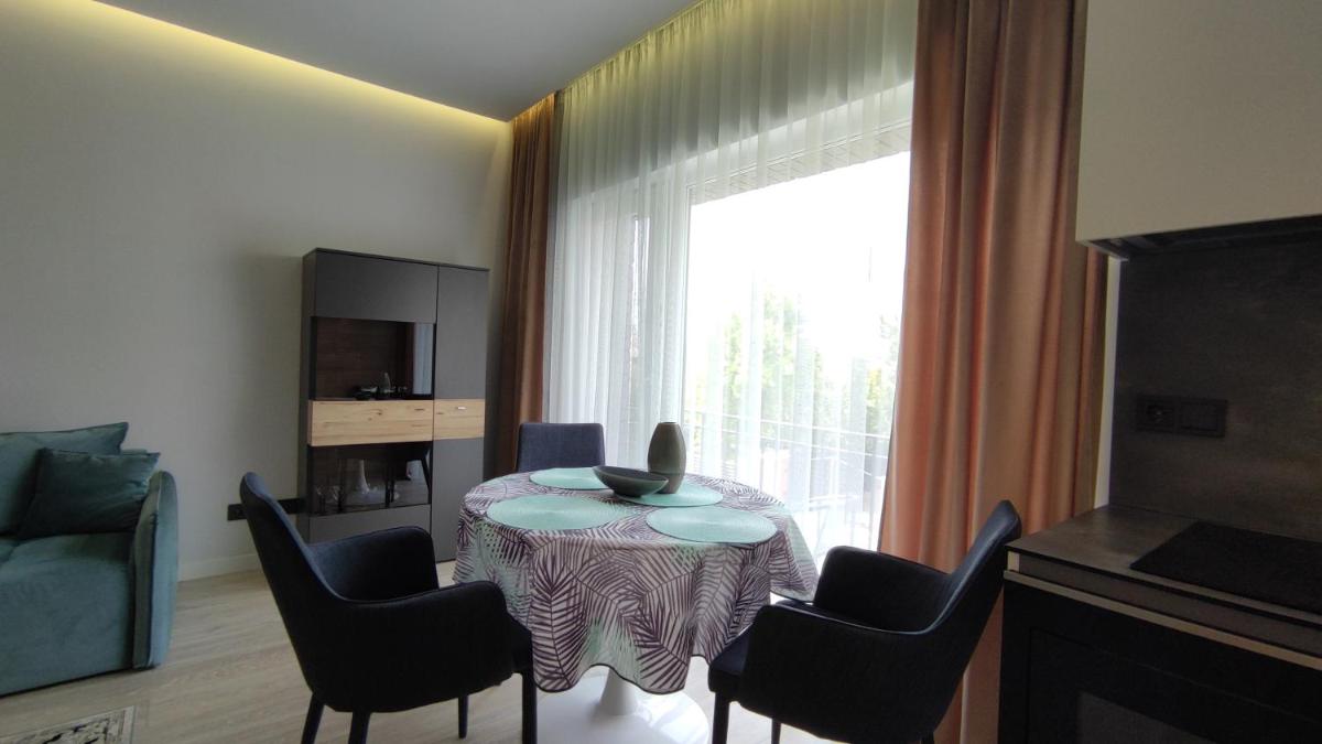 NEW J&R Apartment near Girstutis, Free private parking & Self Check-In - Housity