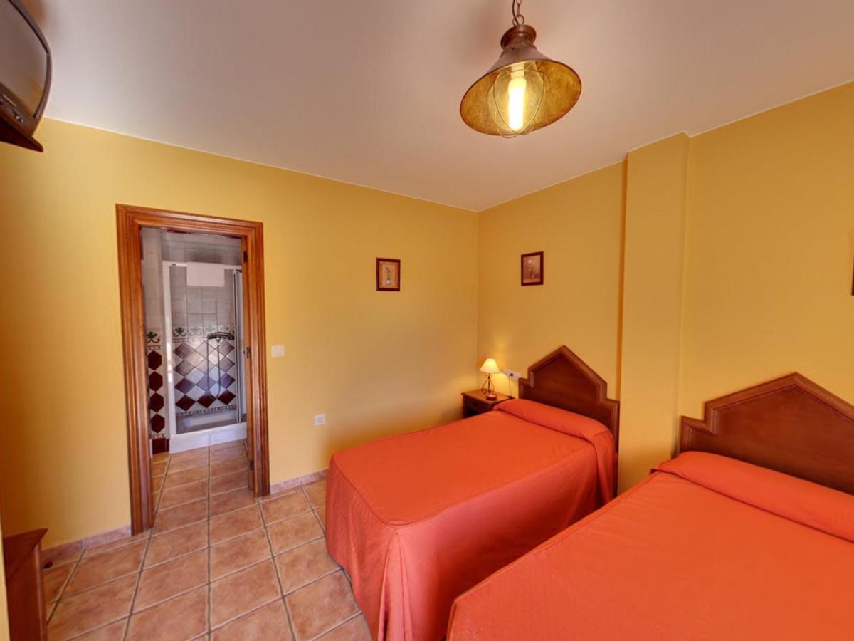 Hotel Rural Pepe Alvarez - Housity