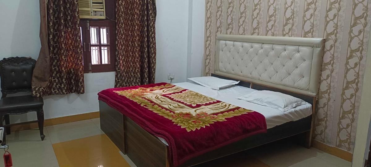 Hotel O Aahar - Housity