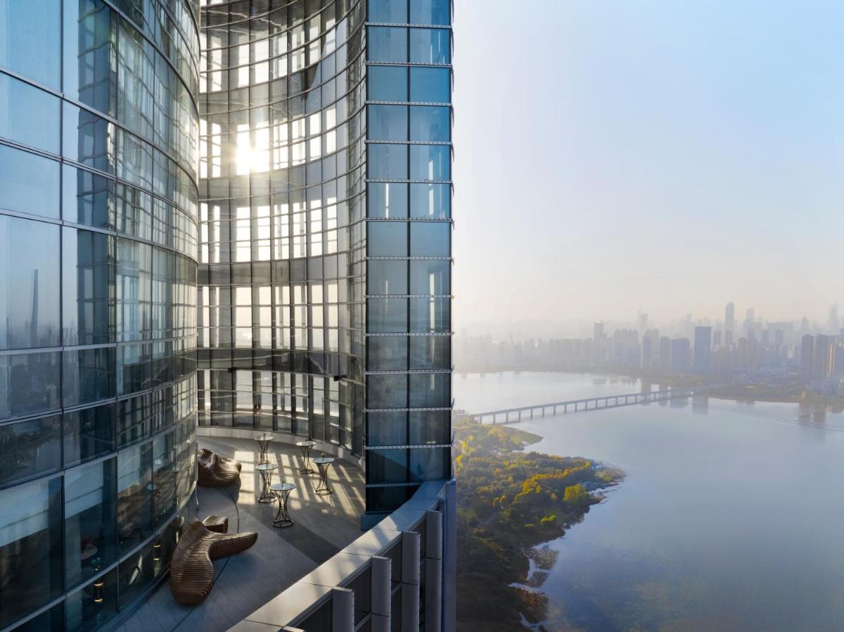 Wuhan Marriott Hotel Wuchang - Housity