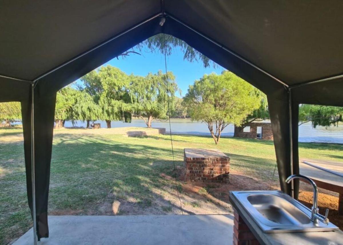 Riverbend Camp - Self-catering Luxury Glamping Tent - Housity