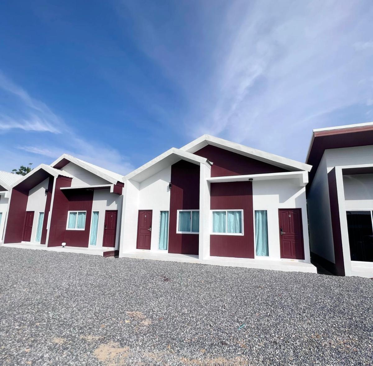 BM Beach Resort Satun บีเอ็มบีชรีสอร์ท - Housity