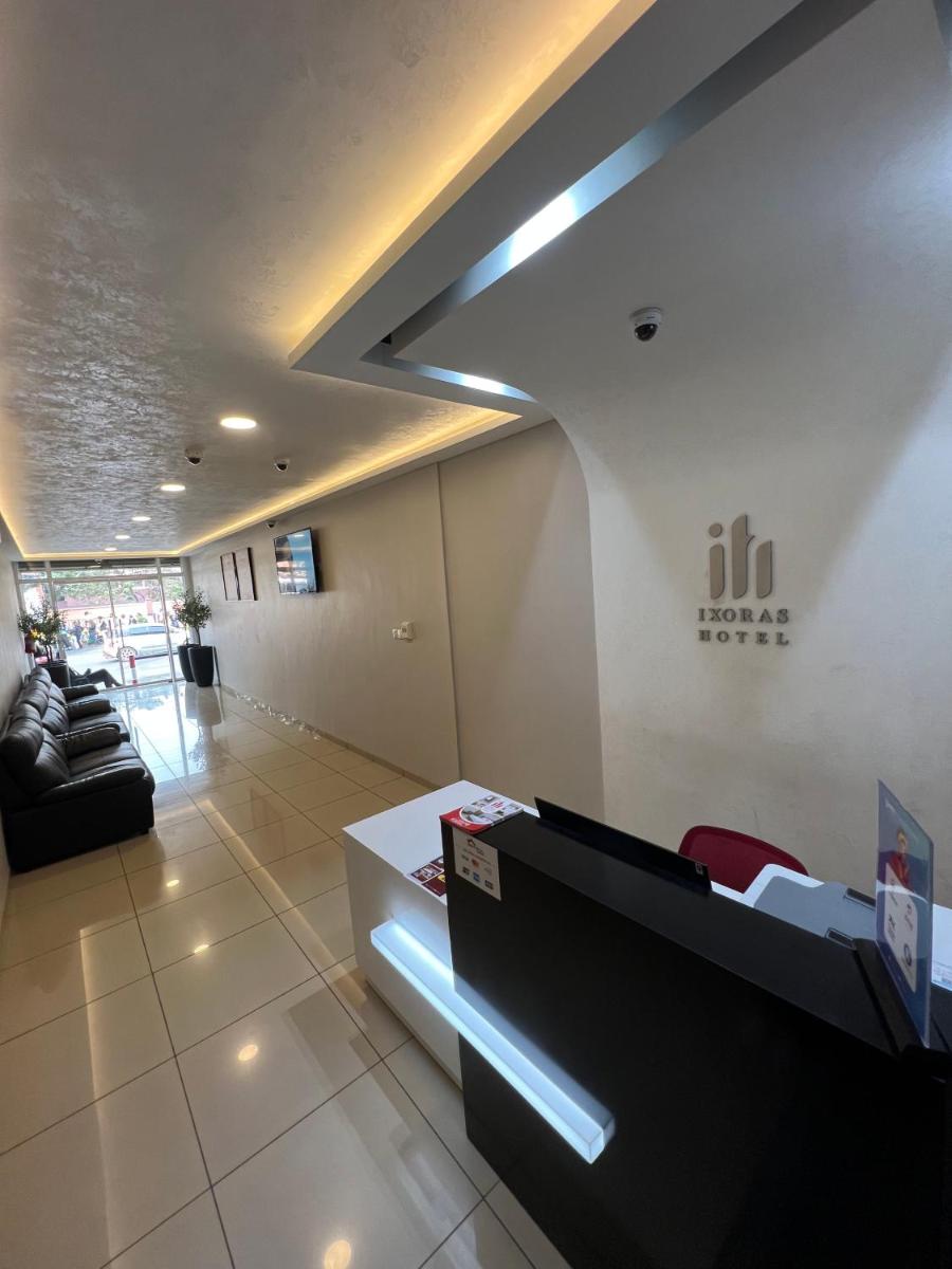 Ixoras Hotel Victoire - Housity