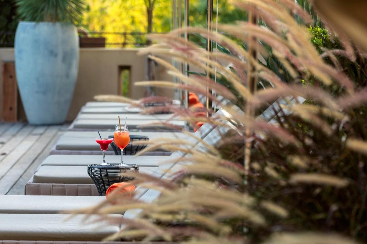 Jardin de l'établissement Hôtel La Dimora & Spa