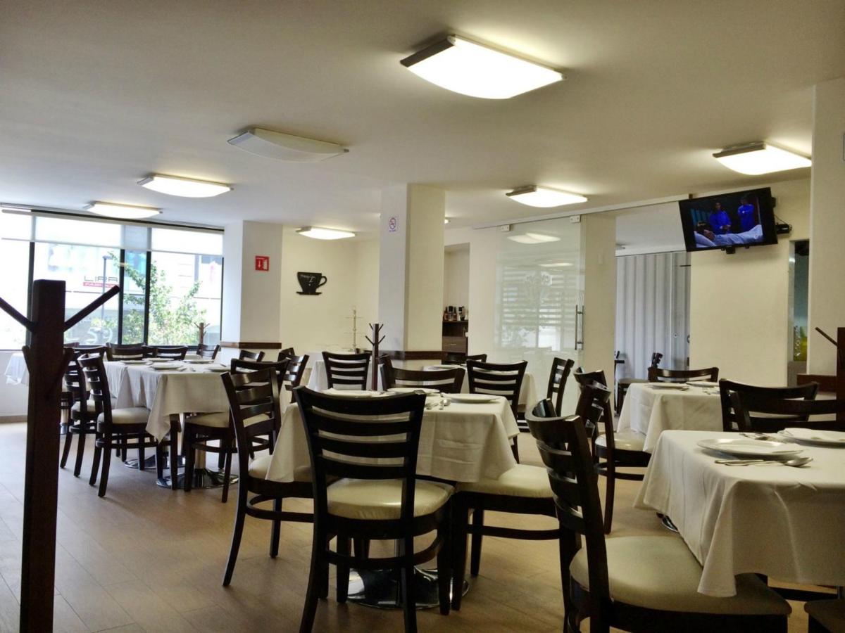Hotel Castropol - Housity