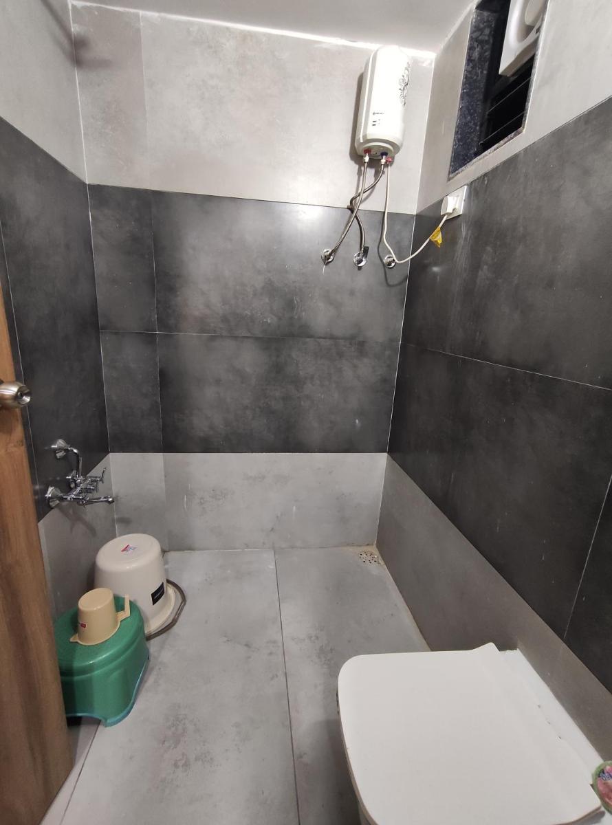 HOTEL SHREE RAM - Housity