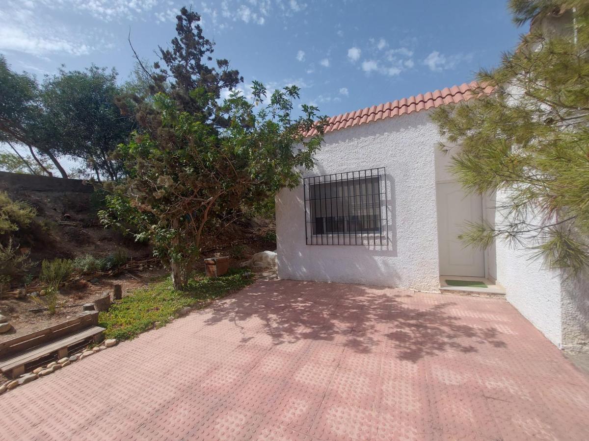 Cortijo Aire del desierto rústico y tranquilo entre el mar y desierto - Alborania - Housity