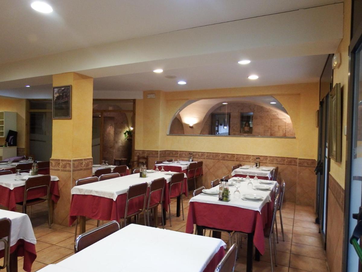 Apartamentos Fonda Finet - Housity