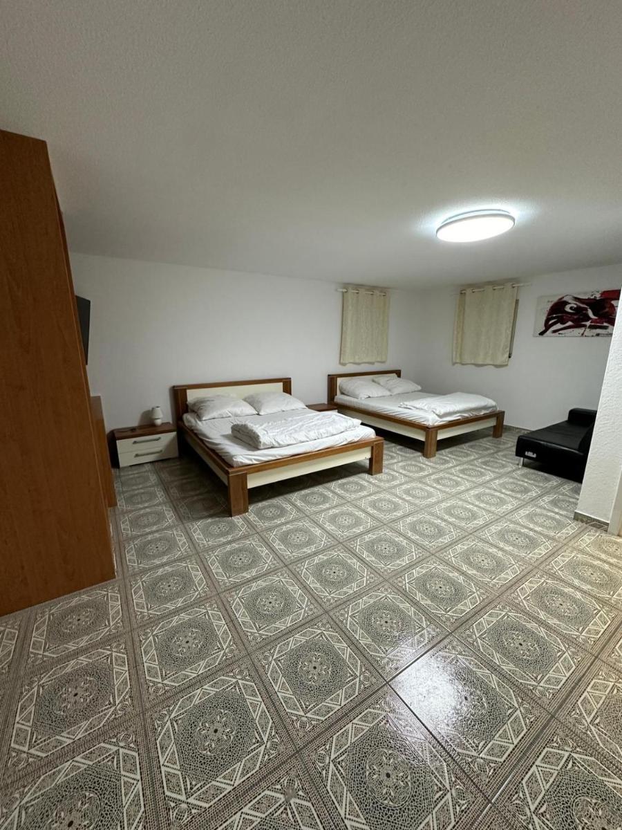 Wal Hotel - Housity