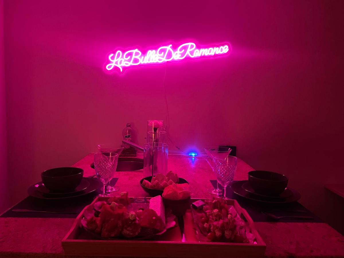 La Bulle de Romance - Love Room - Housity