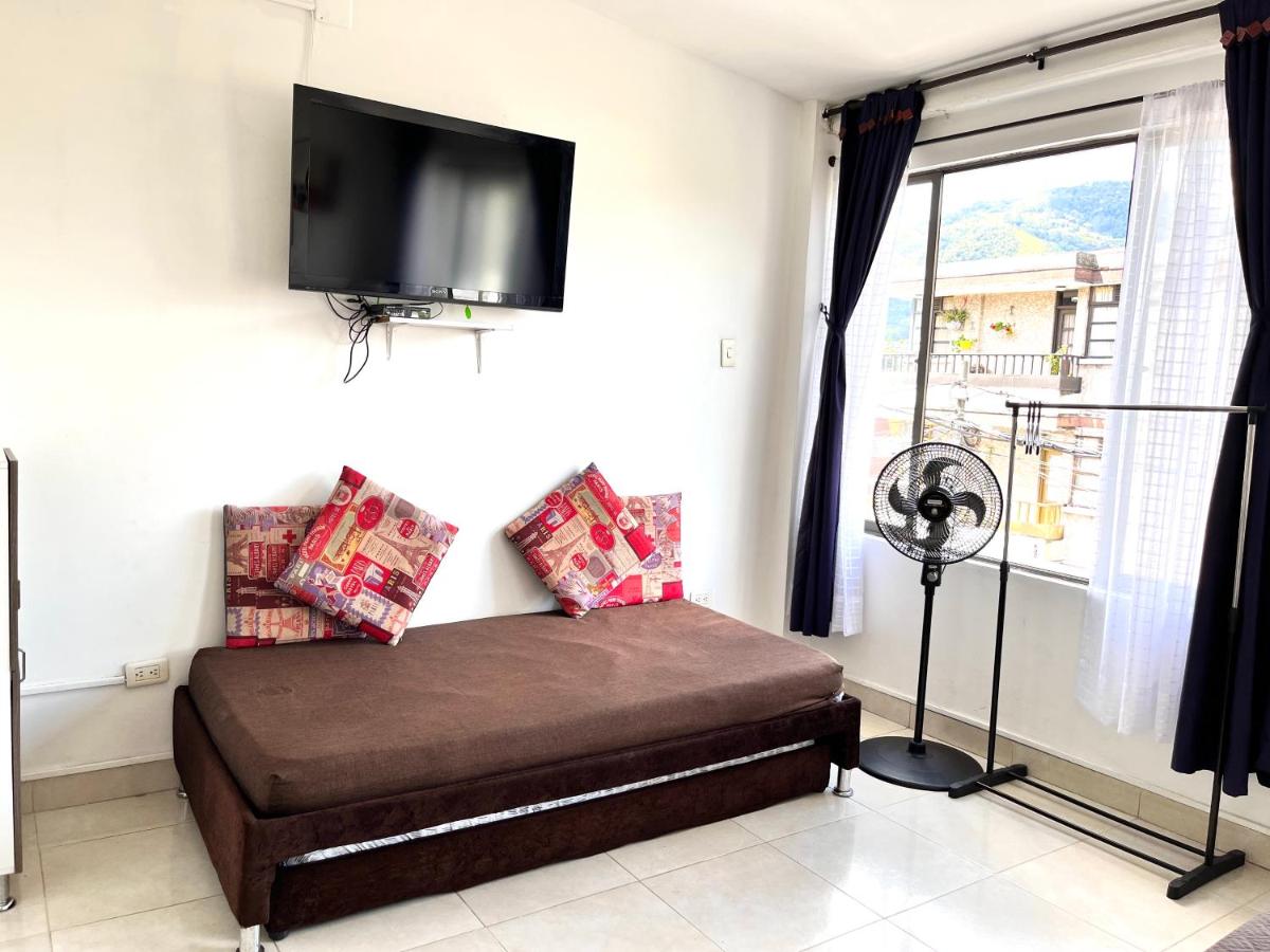 Apartaestudio Centro Pereira un solo ambiente - Housity