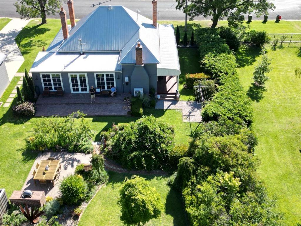 Kings Cottage Uralla - Housity