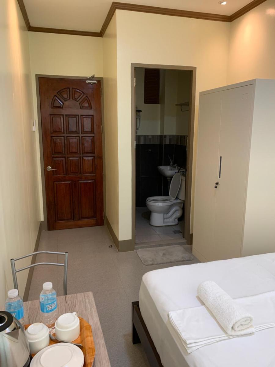 Suitetrails - ZL TRAVELERS INN