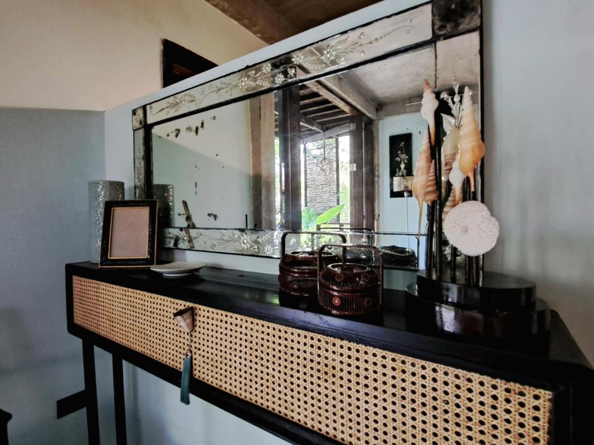 La Plage Hotel - Housity