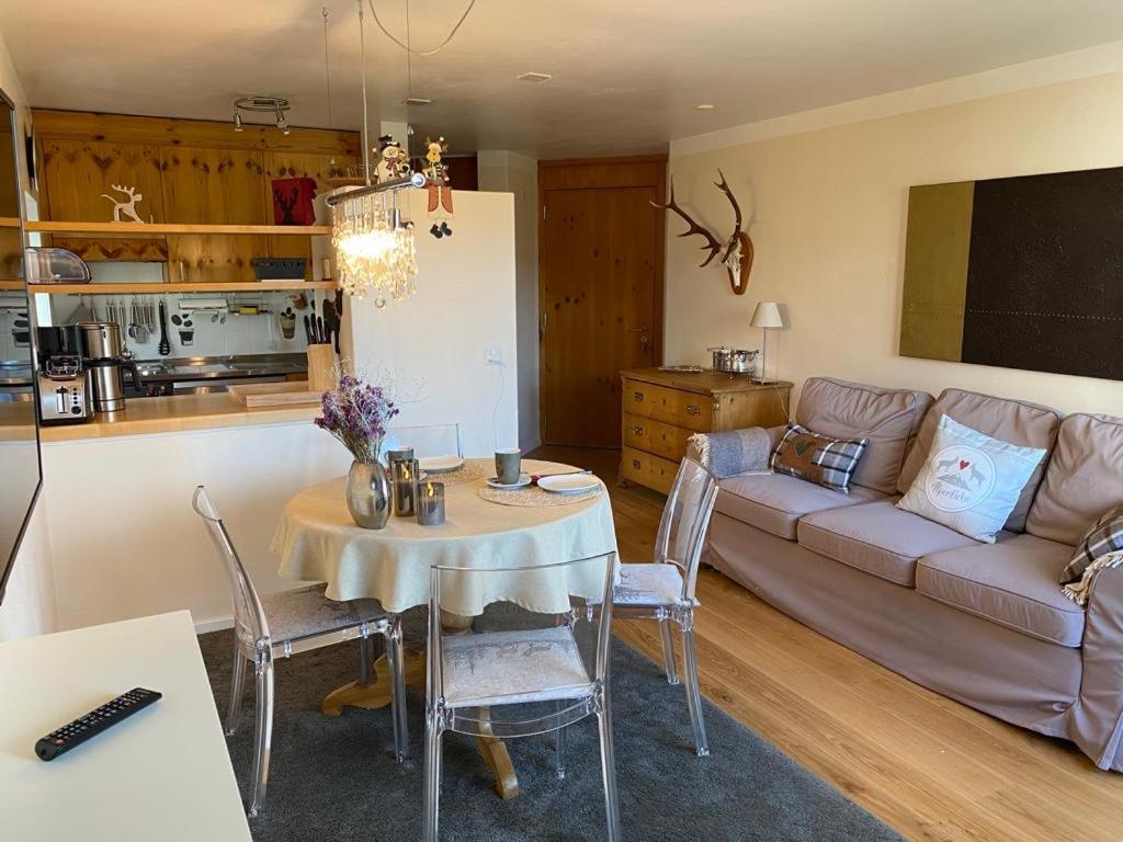 Flims Charlet - Housity