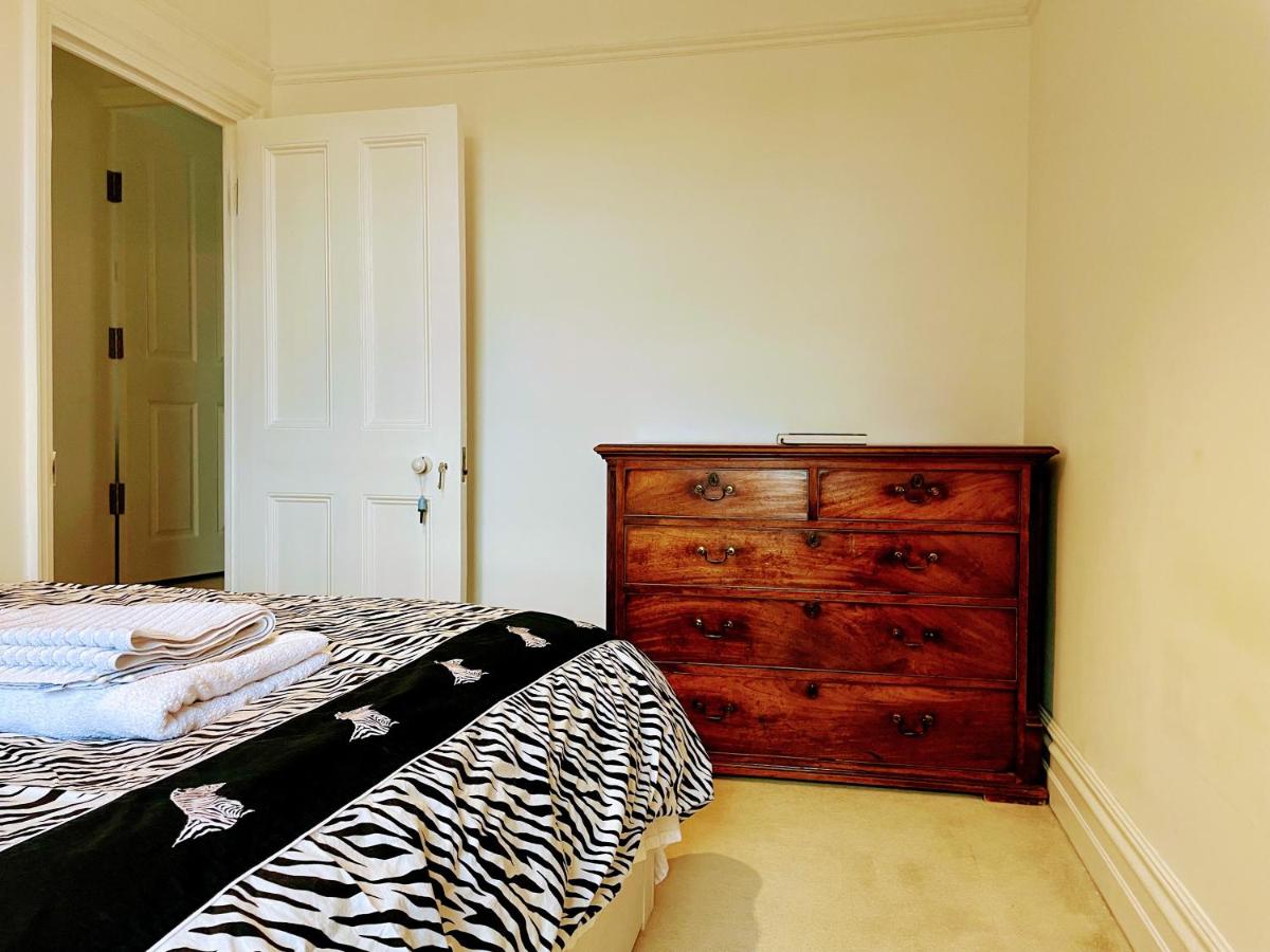 City Access, Serene Room - Housity