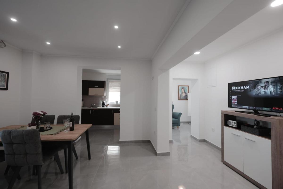 Apartmani Vinea Lana - Housity