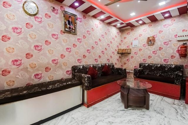Hotel Punjab - Housity