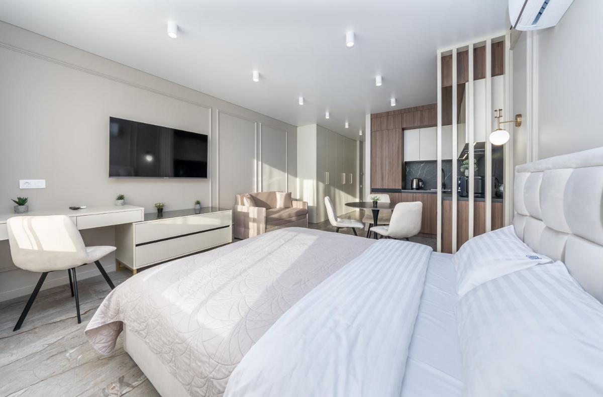 FlatRent Olympic Park, генератор в будинку, метро поруч! - Housity