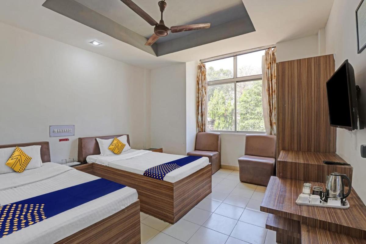 HOTEL MINI PALACE - Housity