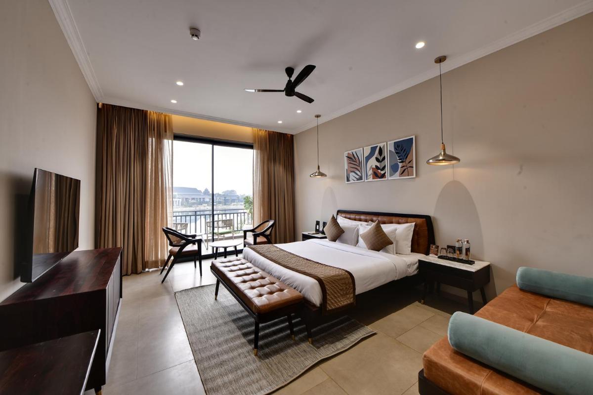 Maira Resort and Convention Centre - Housity