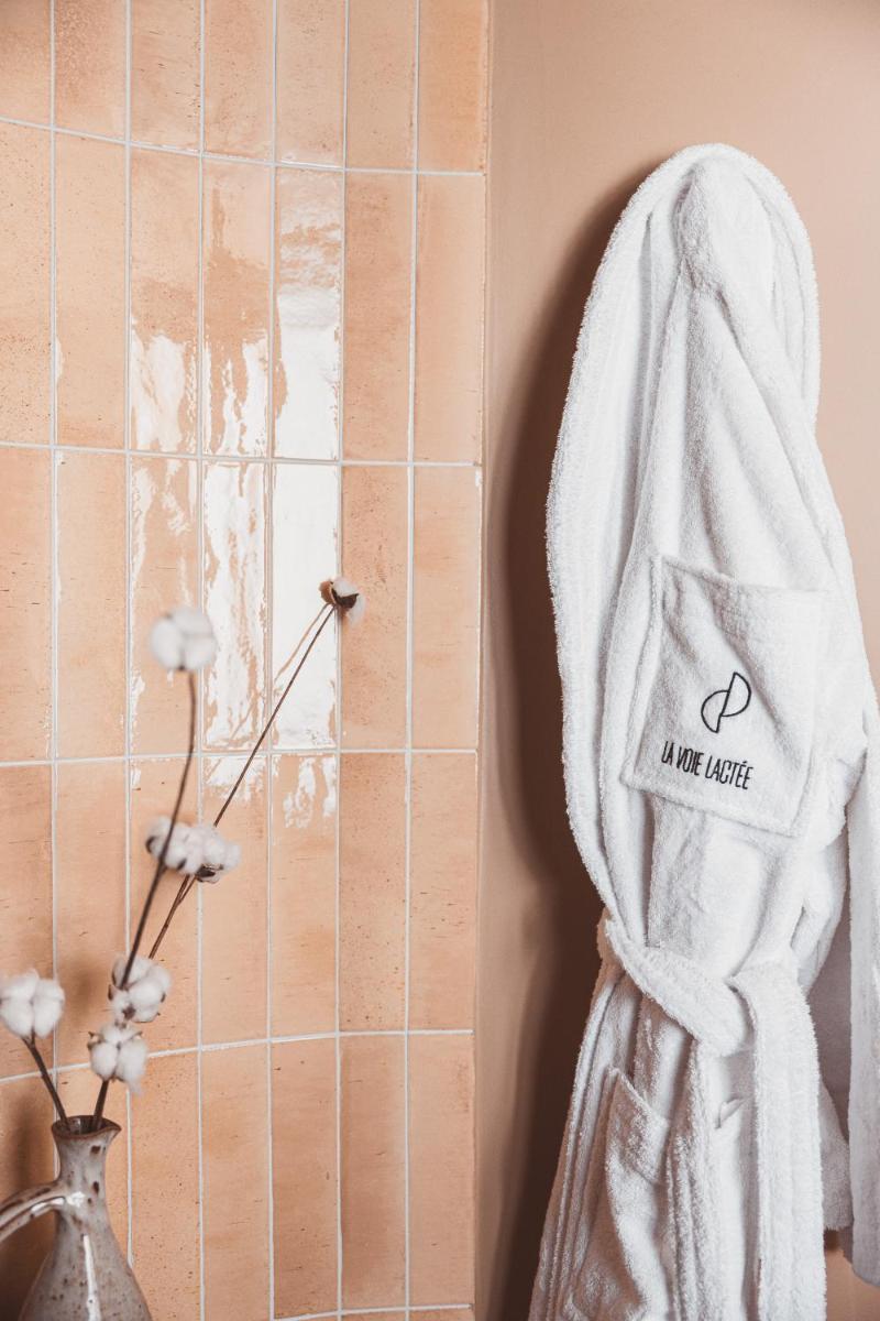 Salle de bains dans l'établissement La Voie Lactée