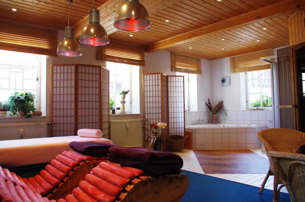 Landhotel & Restaurant Kains Hof - Housity