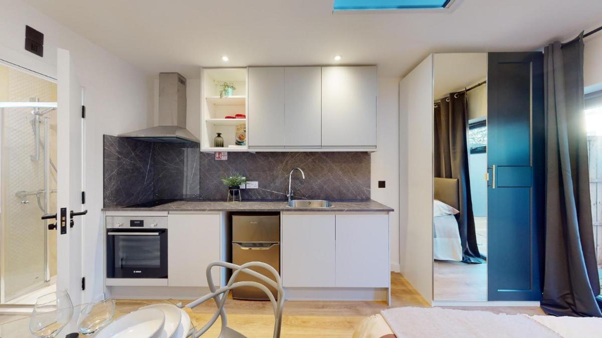 Music House Acton Main Line - Housity
