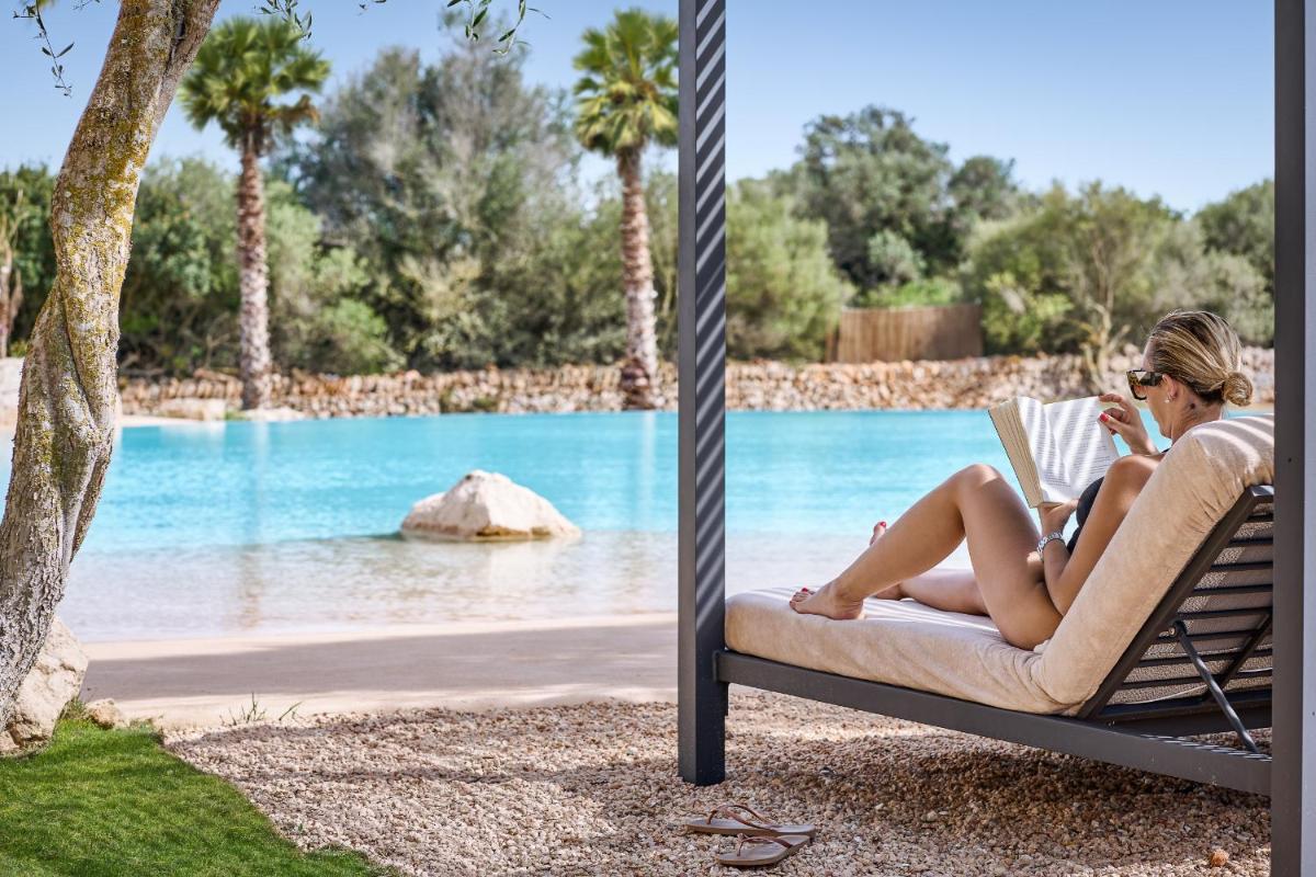 super luxury villa biggest pool Mallorca's - Housity