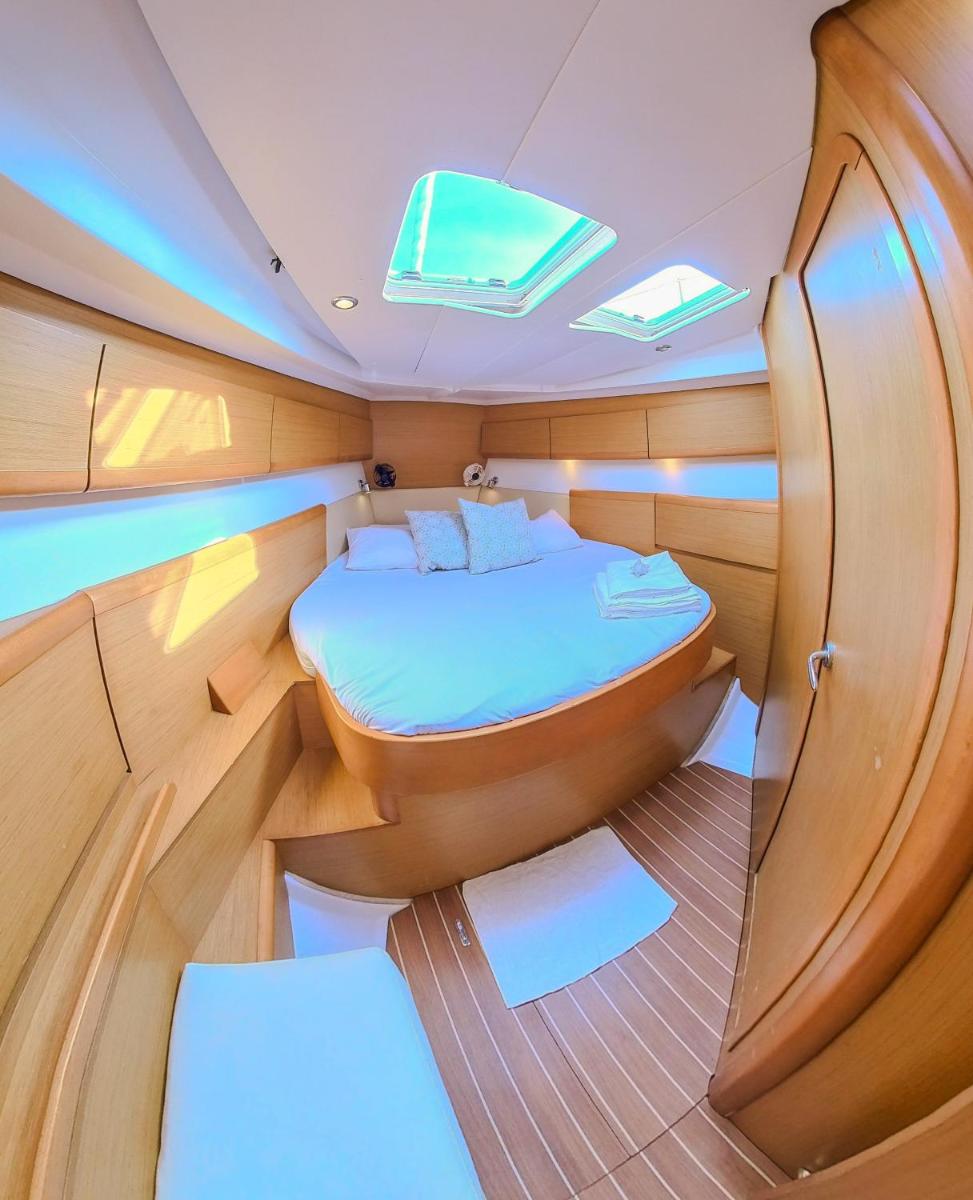 Suitetrails - Private Sailingyacht "Guji" With Crew All Inclusive