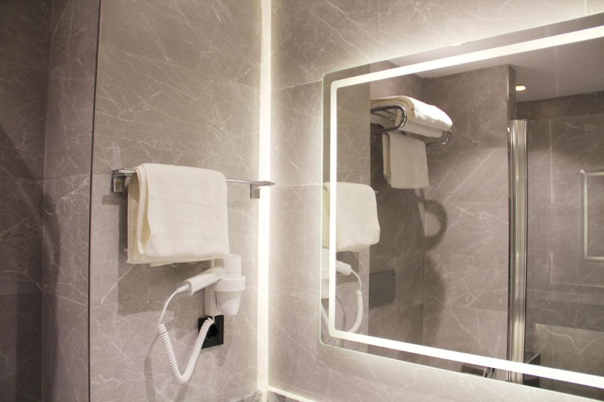 Sabiha Sultan Hotel-Karakoy - Housity