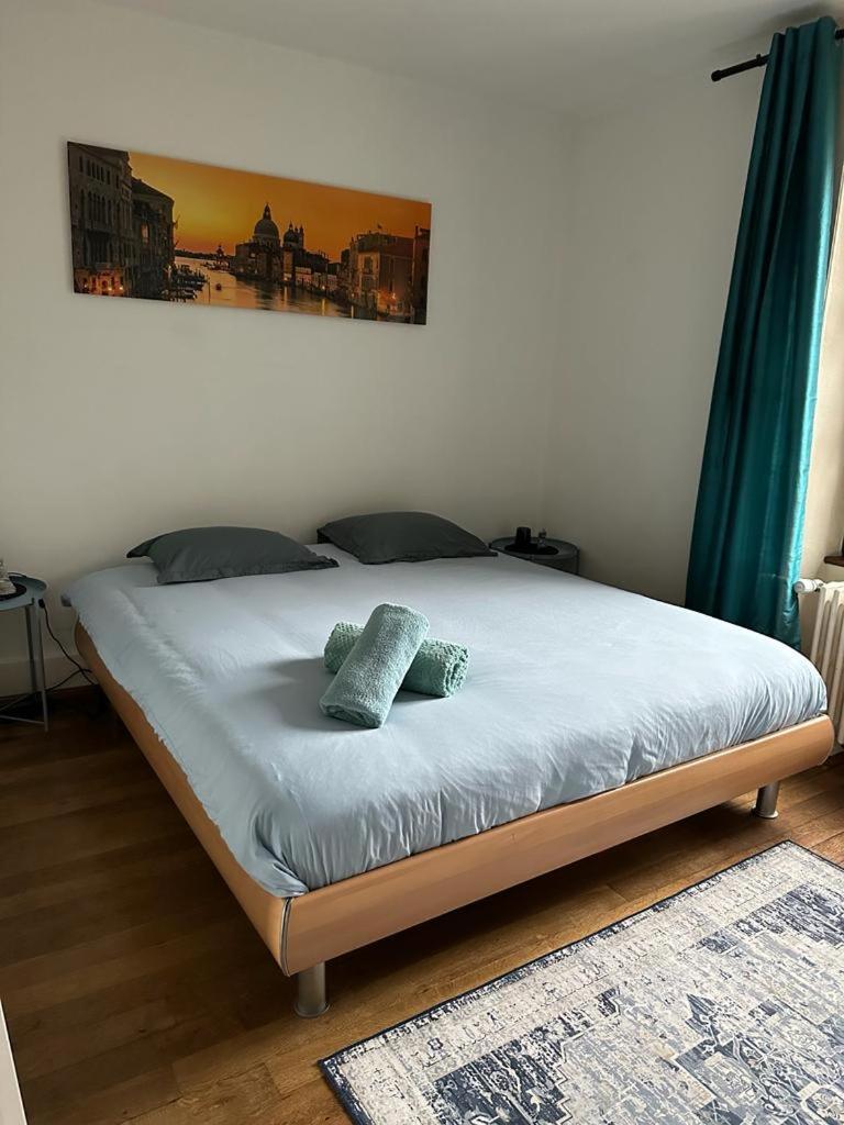 Chambre double vue lac Montreux centre - Housity
