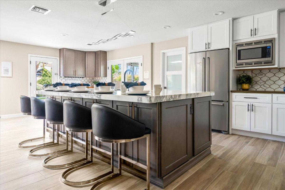 The Scottsdale Blue - Housity