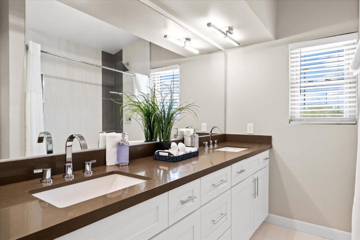 The Scottsdale Blue - Housity