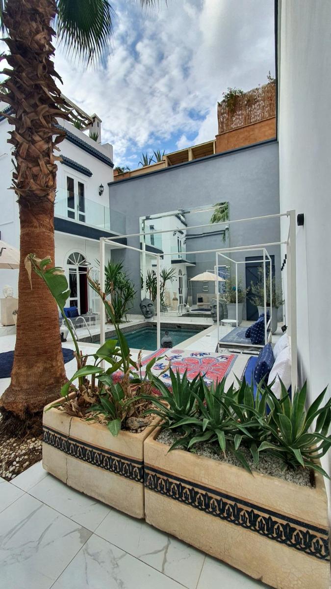 Riad VIP Bed & Breakfast - Housity