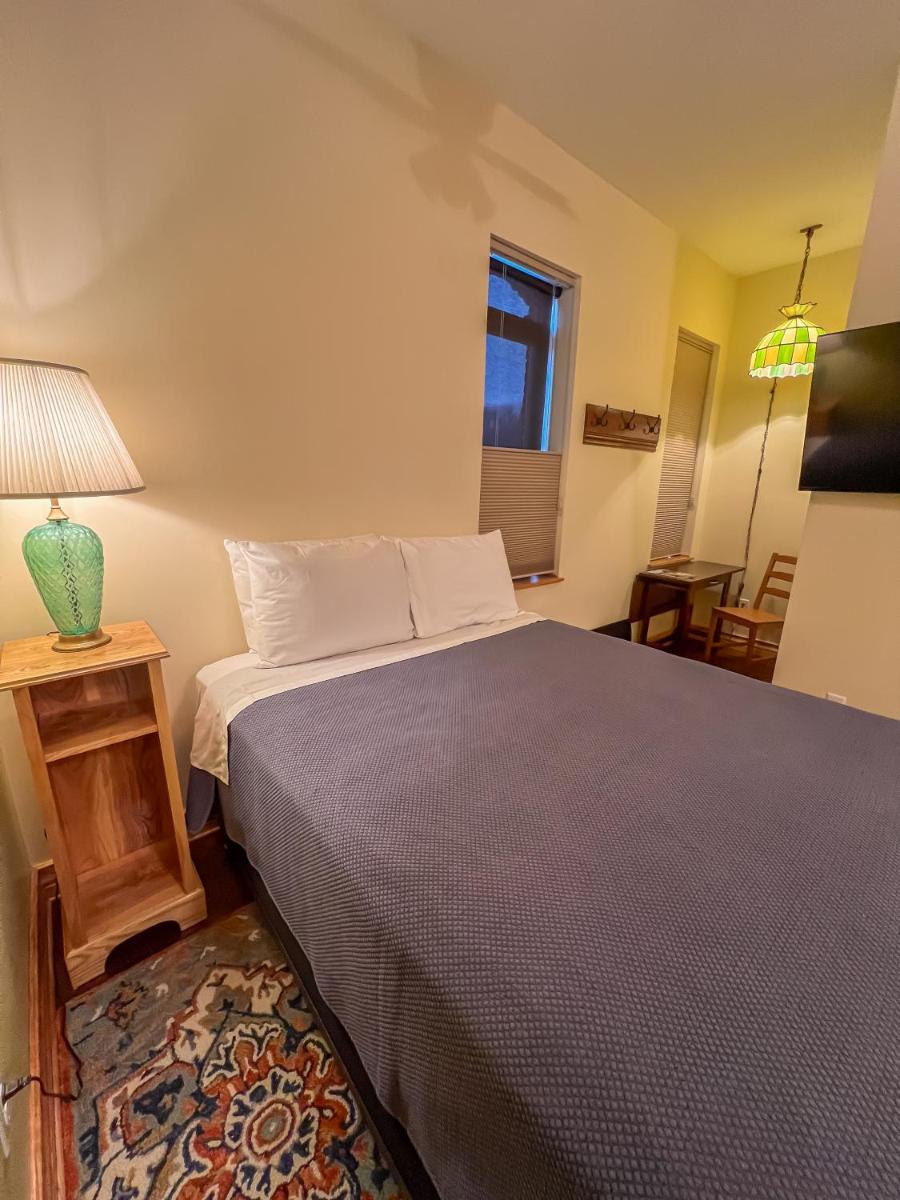 Elkader Suites - Housity