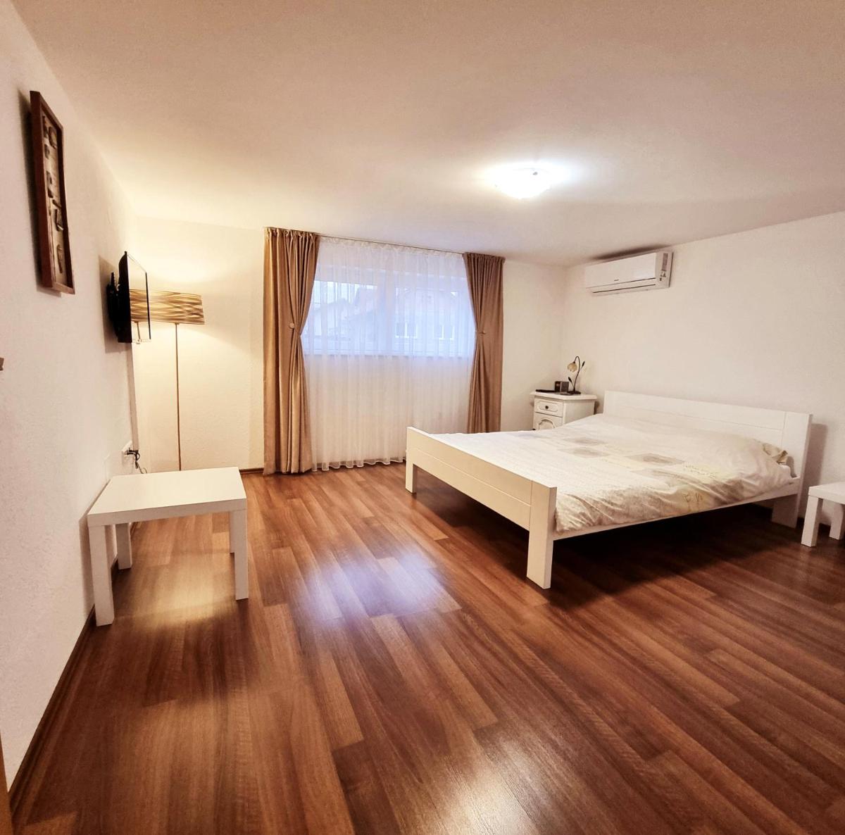 Apartment Kapetanovic - Housity