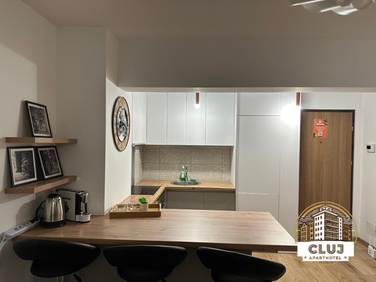 Cluj ApartHotel - VIVA CITY - - Housity
