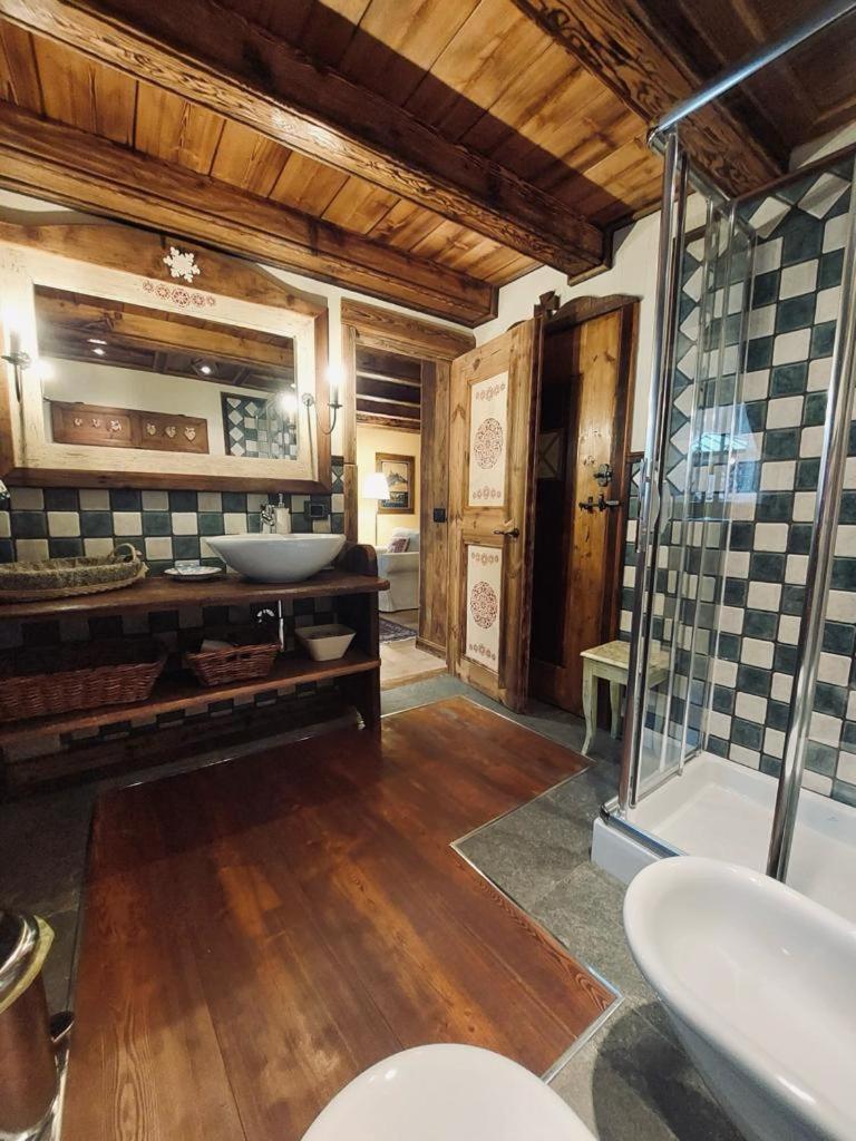 B&B Lo Djoua de Toueno - Housity